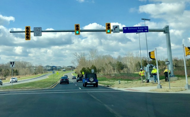 traffic light intersection