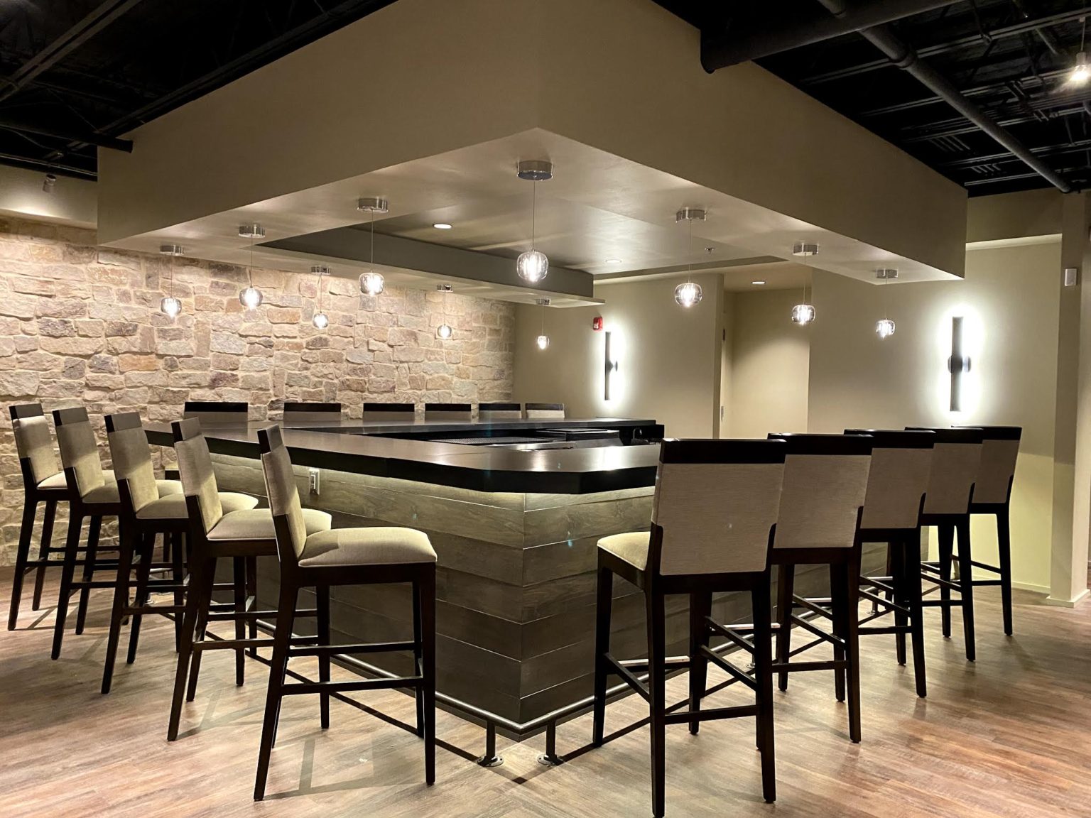 Echelon Wine Bar opens in downtown Leesburg The Burn