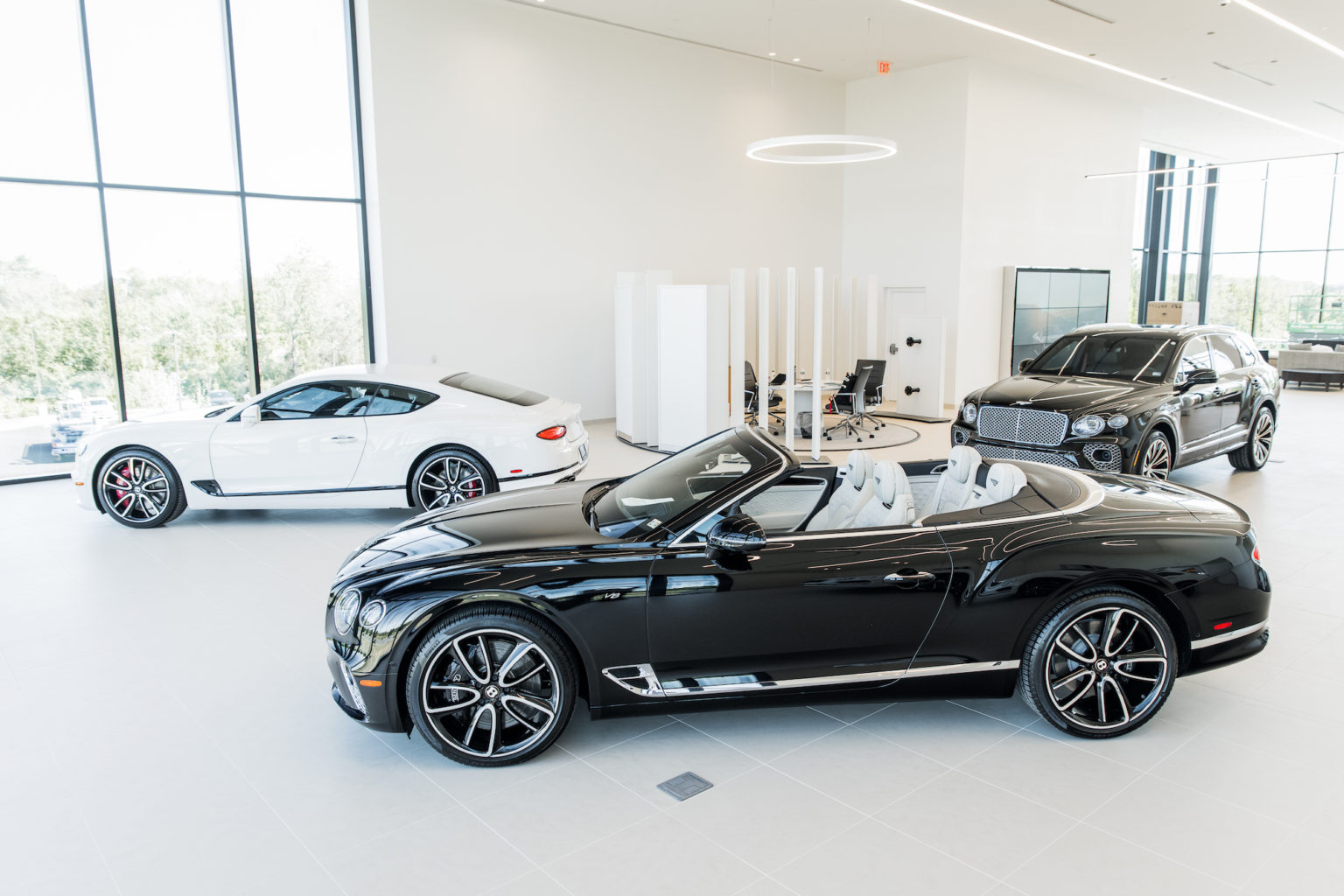 Luxury auto dealer opens new showroom in Loudoun The Burn