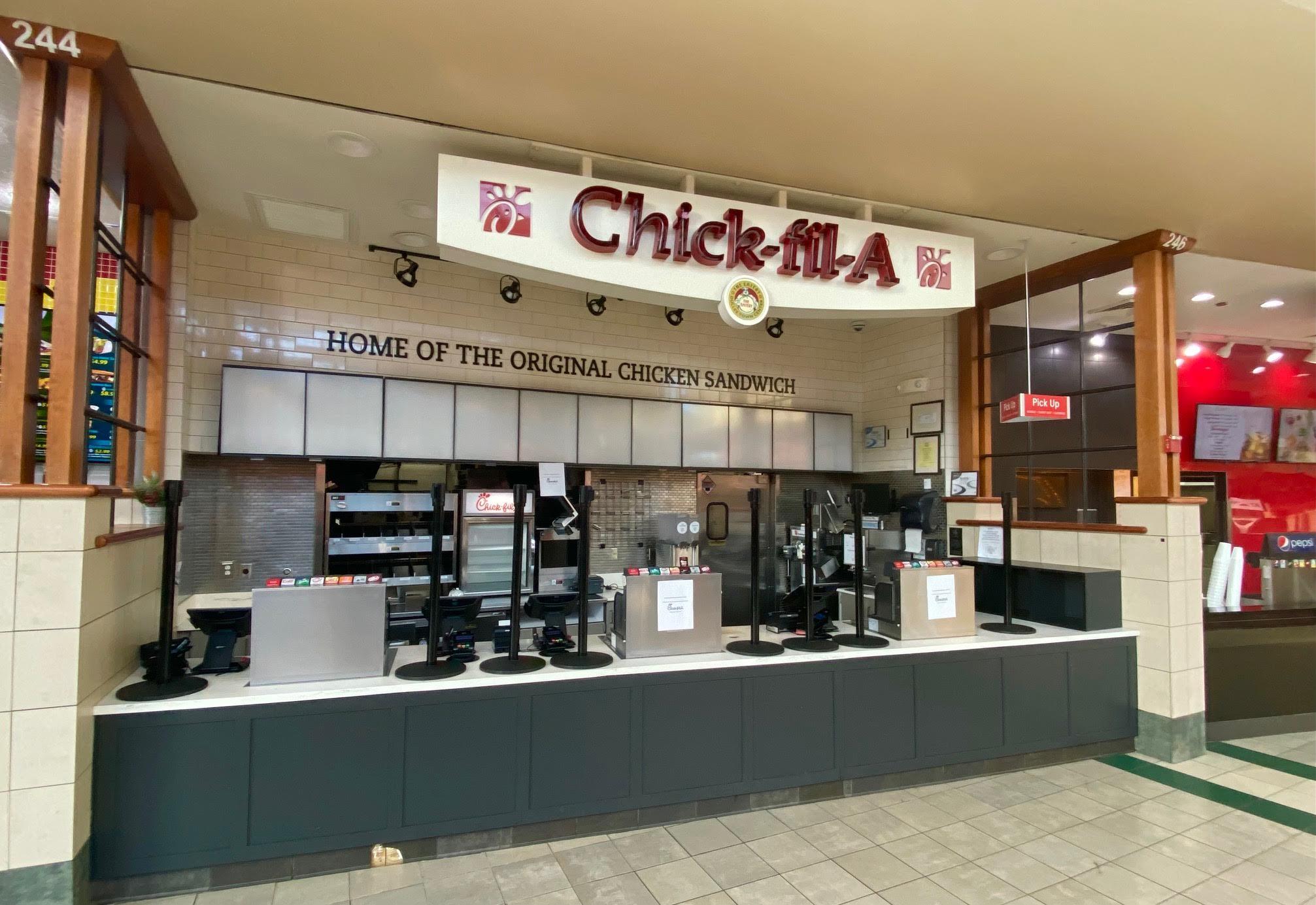 Chick-fil-A at the Dulles Town Center closed for good - The Burn
