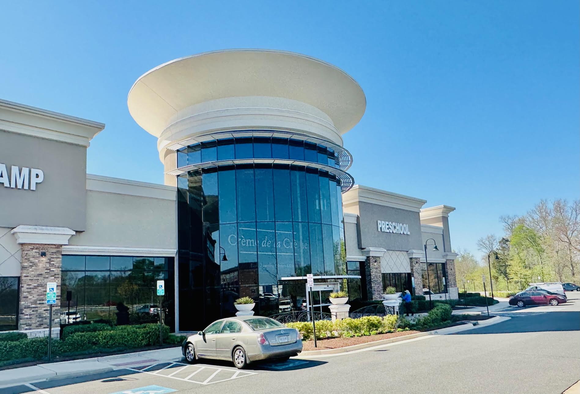 cr-me-de-la-cr-me-closing-huge-one-loudoun-facility-the-burn