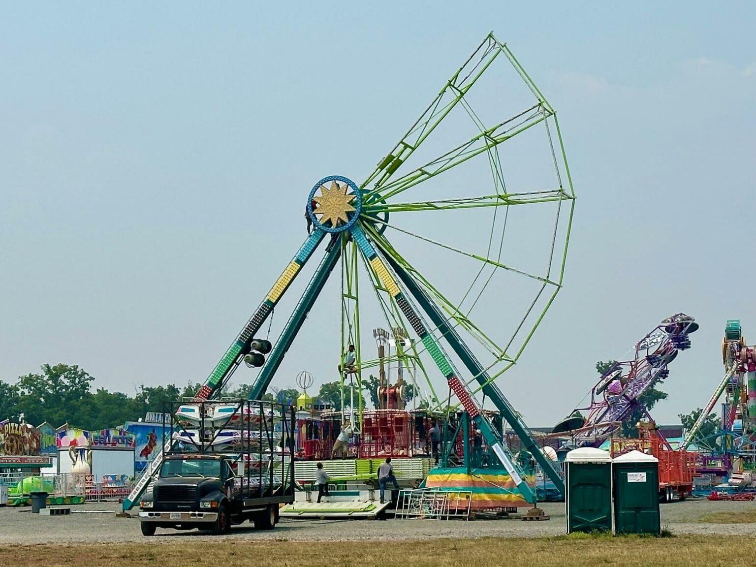 Picture of the Week Half a Ferris wheel at One Loudoun The Burn