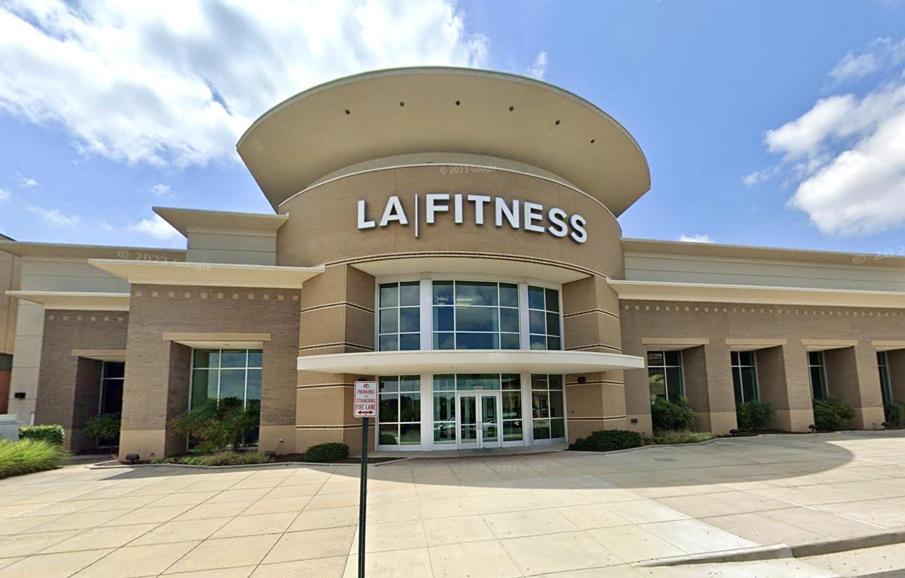 LA Fitness closing at the Dulles Town Center mall